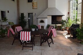 The Mulberries Three Bedroom and two Bathroom Apartment