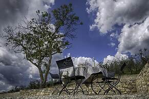 Luxury Chianti Between Grapes in Panzano Chianti