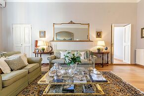 Casa Luca in Lucca With 2 Bedrooms and 2 Bathrooms