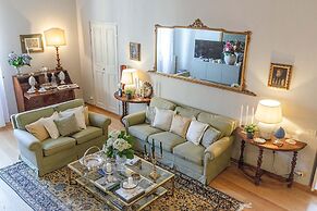 Casa Luca in Lucca With 2 Bedrooms and 2 Bathrooms