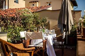 Casa Luca in Lucca With 2 Bedrooms and 2 Bathrooms