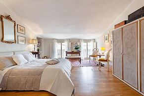 Casa Luca in Lucca With 2 Bedrooms and 2 Bathrooms