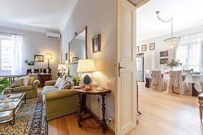 Casa Luca in Lucca With 2 Bedrooms and 2 Bathrooms