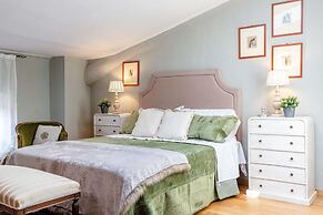 Casa Luca in Lucca With 2 Bedrooms and 2 Bathrooms