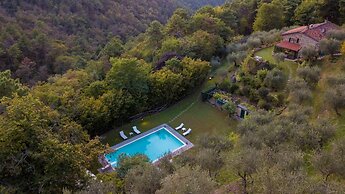 Casa Nel Bosco in Santa Maria del Giudice