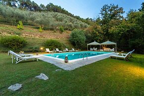 Casa Nel Bosco in Santa Maria del Giudice