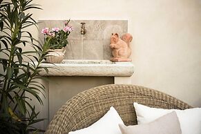 Casa Laura a Terrace Above Lucca