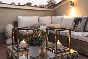 Casa Laura a Terrace Above Lucca