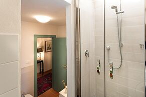 Casa Baino in Lucca With 2 Bedrooms and 1 Bathrooms