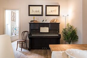 Casa Janca in Lucca With 1 Bedrooms and 2 Bathrooms