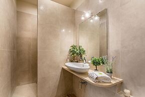 Casa Janca in Lucca With 1 Bedrooms and 2 Bathrooms