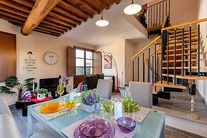 Kinzia Farmhouse Apartment