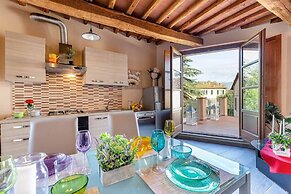 Kinzia Farmhouse Apartment