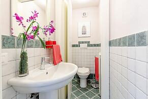 Kinzia Farmhouse Apartment