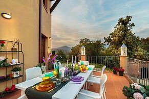 Kinzia Farmhouse Apartment