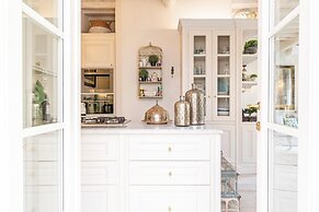 La Casina in Lucca With 2 Bedrooms and 3 Bathrooms