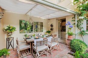 La Casina in Lucca With 2 Bedrooms and 3 Bathrooms