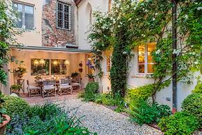 La Casina in Lucca With 2 Bedrooms and 3 Bathrooms