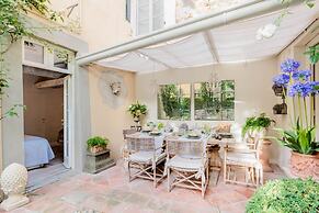 La Casina in Lucca With 2 Bedrooms and 3 Bathrooms