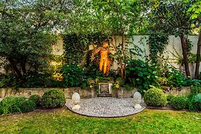 La Casina in Lucca With 2 Bedrooms and 3 Bathrooms