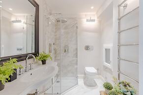 La Casina in Lucca With 2 Bedrooms and 3 Bathrooms