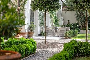 La Casina in Lucca With 2 Bedrooms and 3 Bathrooms