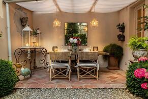 La Casina in Lucca With 2 Bedrooms and 3 Bathrooms