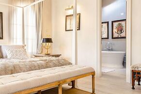 La Casina in Lucca With 2 Bedrooms and 3 Bathrooms