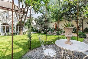 La Casina in Lucca With 2 Bedrooms and 3 Bathrooms