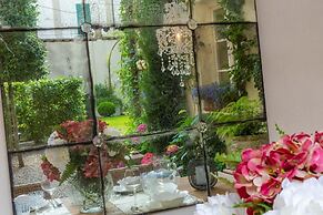 La Casina in Lucca With 2 Bedrooms and 3 Bathrooms