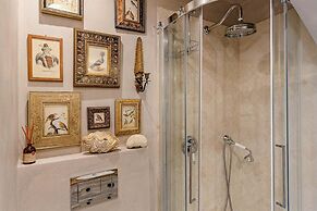 La Casina in Lucca With 2 Bedrooms and 3 Bathrooms