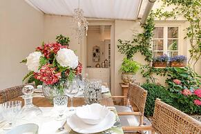 La Casina in Lucca With 2 Bedrooms and 3 Bathrooms