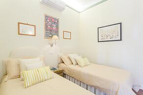 Casa Emy in Lucca With 3 Bedrooms and 2 Bathrooms