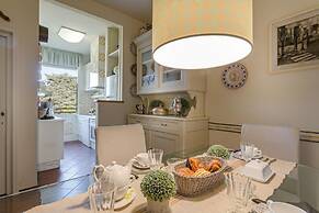 Casa Emy in Lucca With 3 Bedrooms and 2 Bathrooms