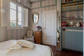 Casa Emy in Lucca With 3 Bedrooms and 2 Bathrooms