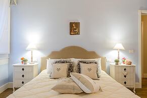 Casa Raffa in Lucca With 2 Bedrooms and 2 Bathrooms