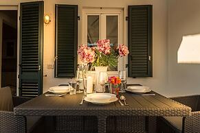 Casa Raffa in Lucca With 2 Bedrooms and 2 Bathrooms