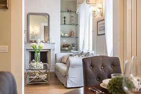 Casa Raffa in Lucca With 2 Bedrooms and 2 Bathrooms