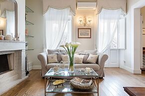 Casa Raffa in Lucca With 2 Bedrooms and 2 Bathrooms