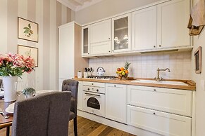 Casa Raffa in Lucca With 2 Bedrooms and 2 Bathrooms