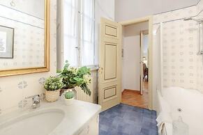 Casa San Giovanni in Lucca