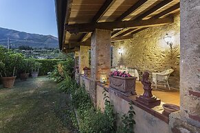 Bicocche Stone Farmhouse