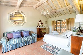 La Macina Farmhouse in Matraia