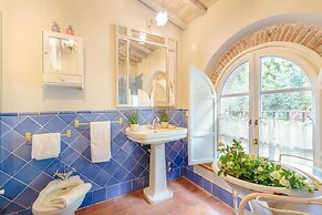 La Macina Farmhouse in Matraia