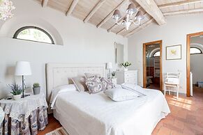 La Macina Farmhouse in Matraia