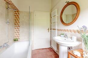 Melograno Farmhouse in Capannori