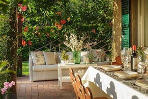 Melograno Farmhouse in Capannori