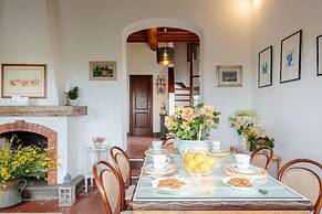 Melograno Farmhouse in Capannori