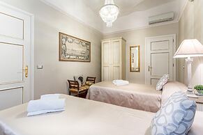 Casa Opera in Lucca With 2 Bedrooms and 2 Bathrooms
