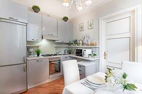 Casa Opera in Lucca With 2 Bedrooms and 2 Bathrooms